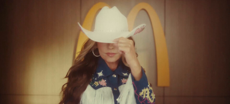Mcdonald's - All Dressed Up